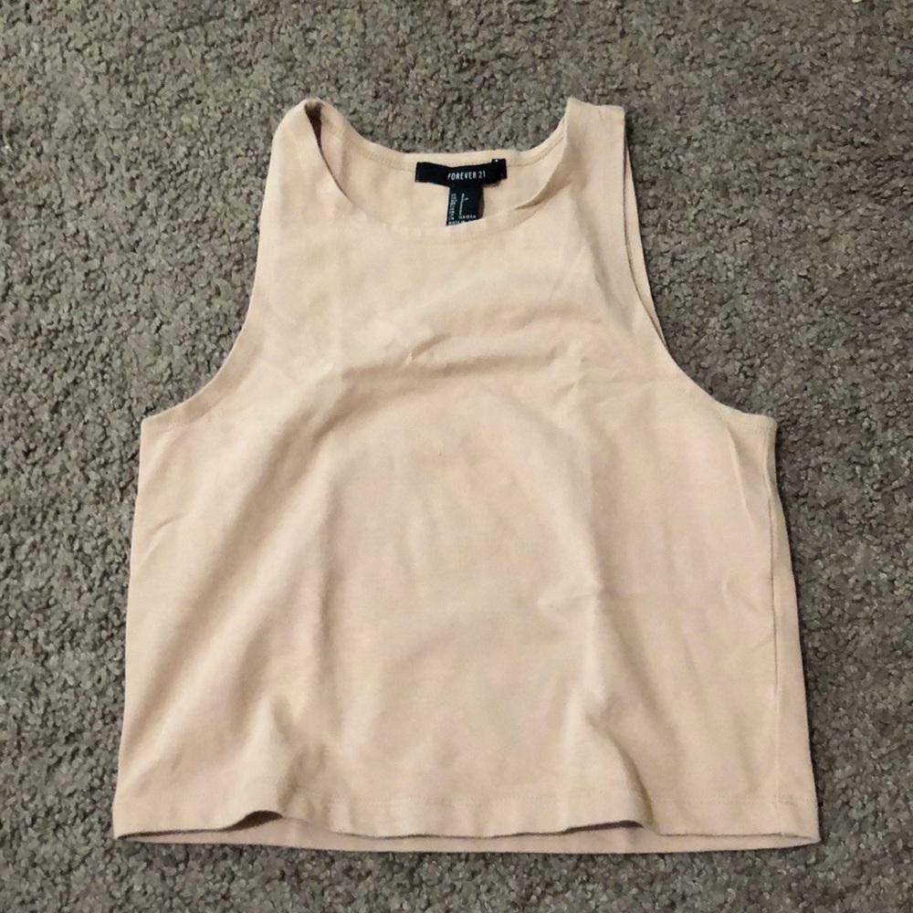 Tank cropped tank